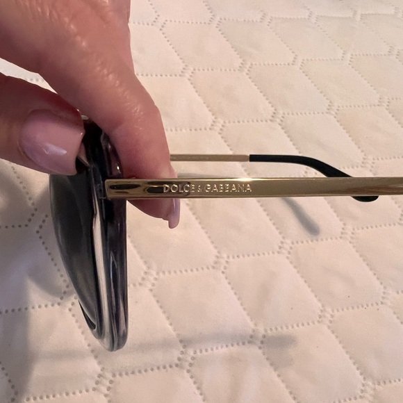 Dolce & Gabbana Black Sunglasses with Case main image 7